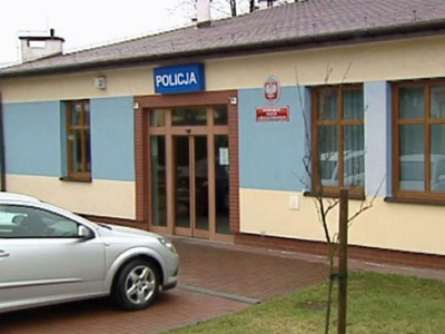 Budynek Komisariatu Policji w Białych Błotach