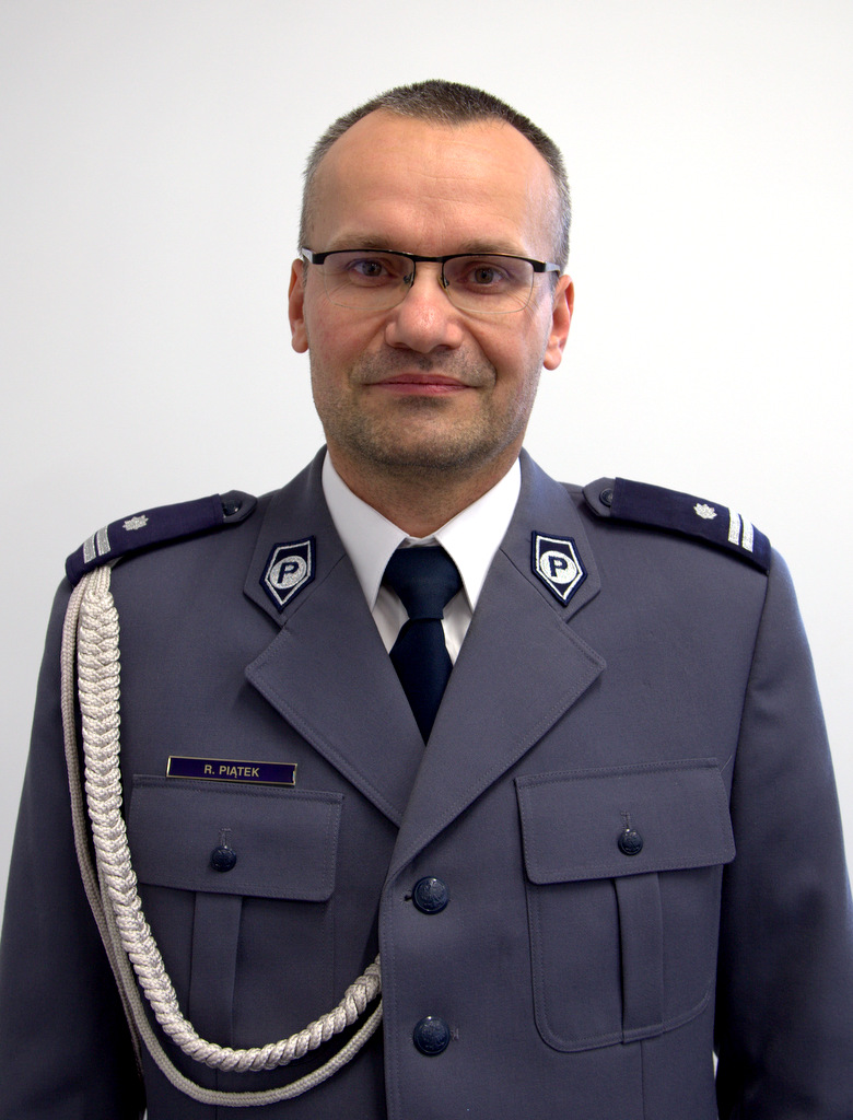 Zastępca Komendanta Komisariatu Policji Bydgoszcz-Szwederowo podinspektor Rafał Piątek